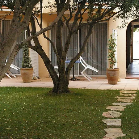 Le Leukos Hotel apartamentowy Leucate