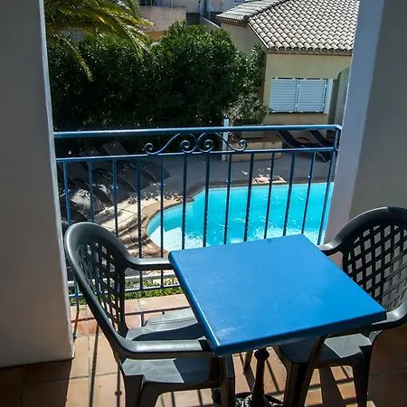 Le Leukos Апарт-отель Лёкат