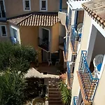 Le Leukos 2*