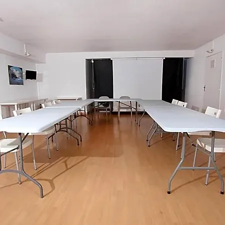 Aparthotel Le Leukos 2*