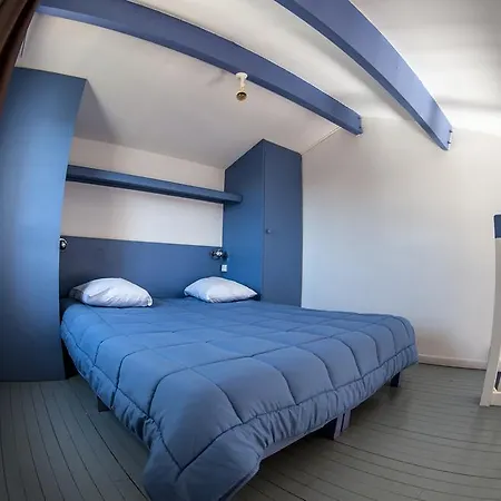 Ξενοδοχείο με διαμερίσματα Le Leukos 2*