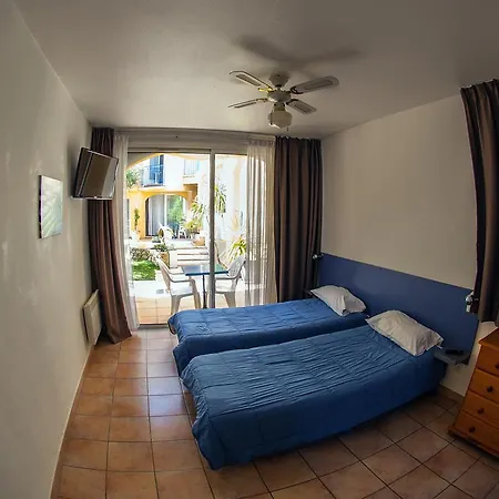 Le Leukos Aparthotel 2*