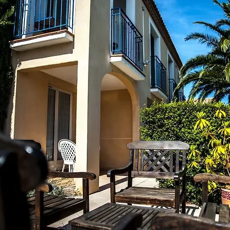 Le Leukos Apart-hotel