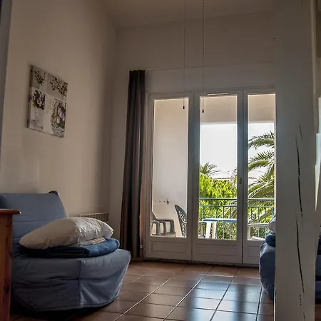 Le Leukos Aparthotel