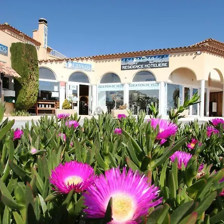 Le Leukos 2* Leucate